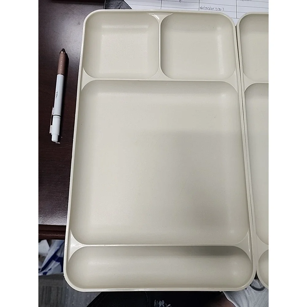 2 VTG TUPPERWARE DIVIDED SERVING LUNCH FOOD TRAY 1535-5 ALMOND CAMPING PICNIC RV